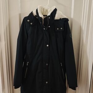Hollister Black Hooded Puffer Coat with Cream Faux Shearling Lining